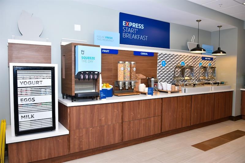 Holiday Inn Express & Suites - Bensenville - O'Hare By Ihg Exterior photo